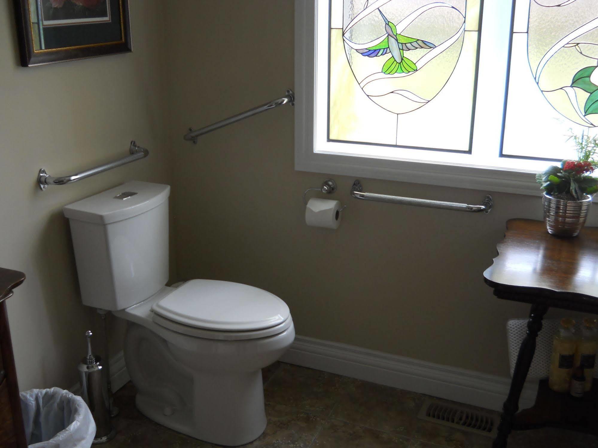 Wenzler'S Landing B&B Wheatley エクステリア 写真